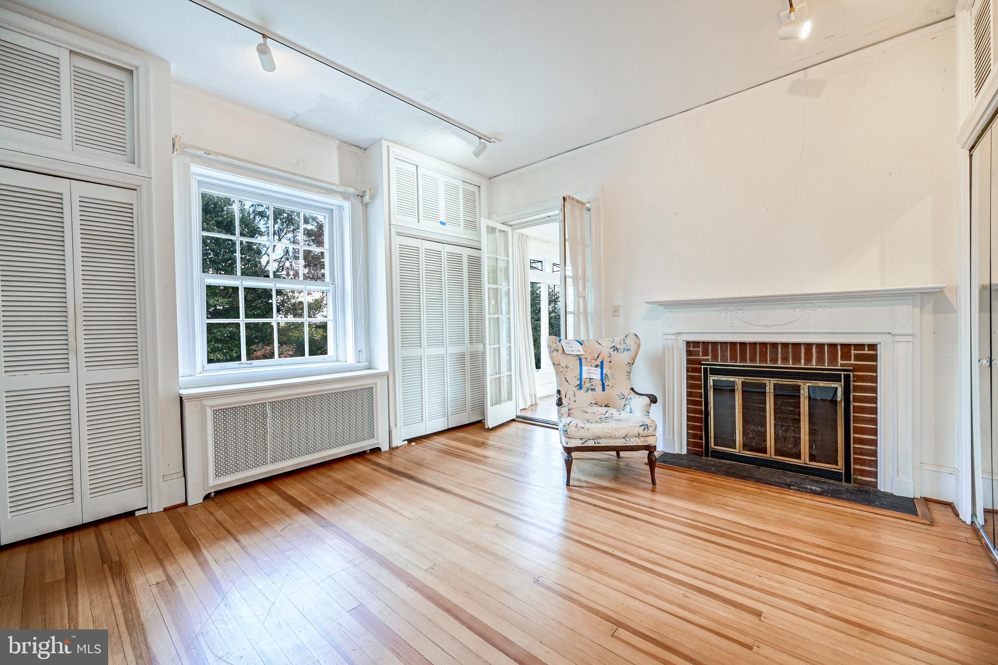 GLEN ARM - Residential