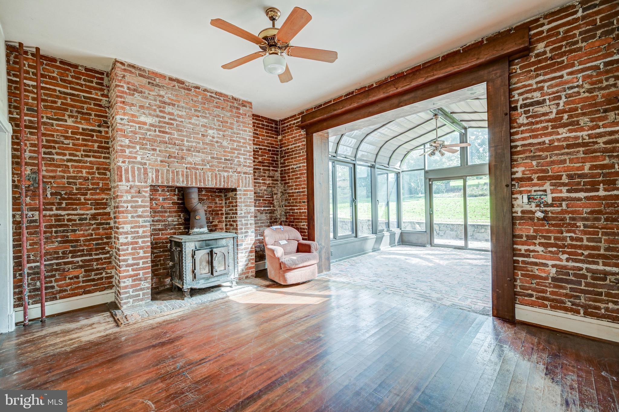 GLEN ARM - Residential