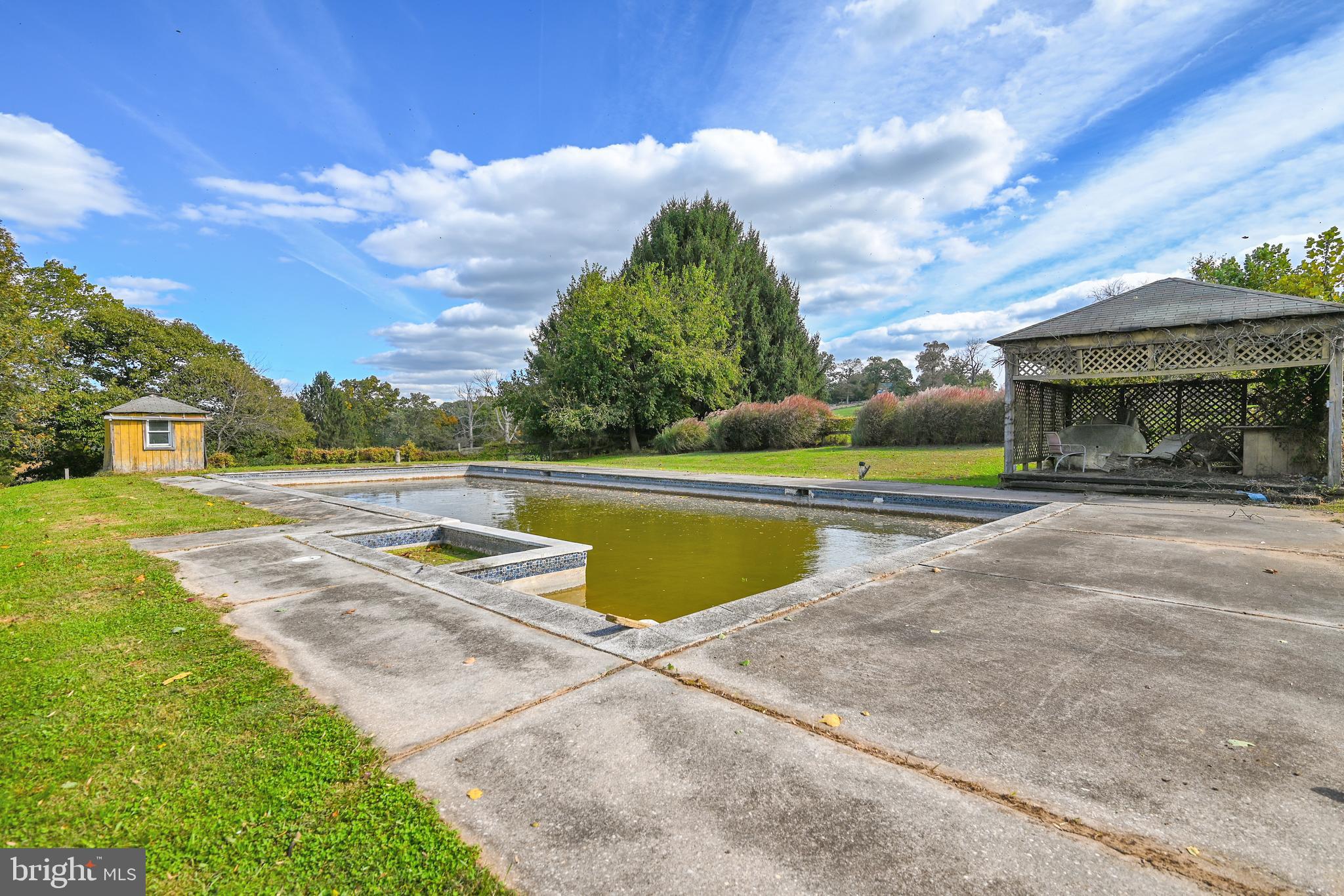 GLEN ARM - Residential