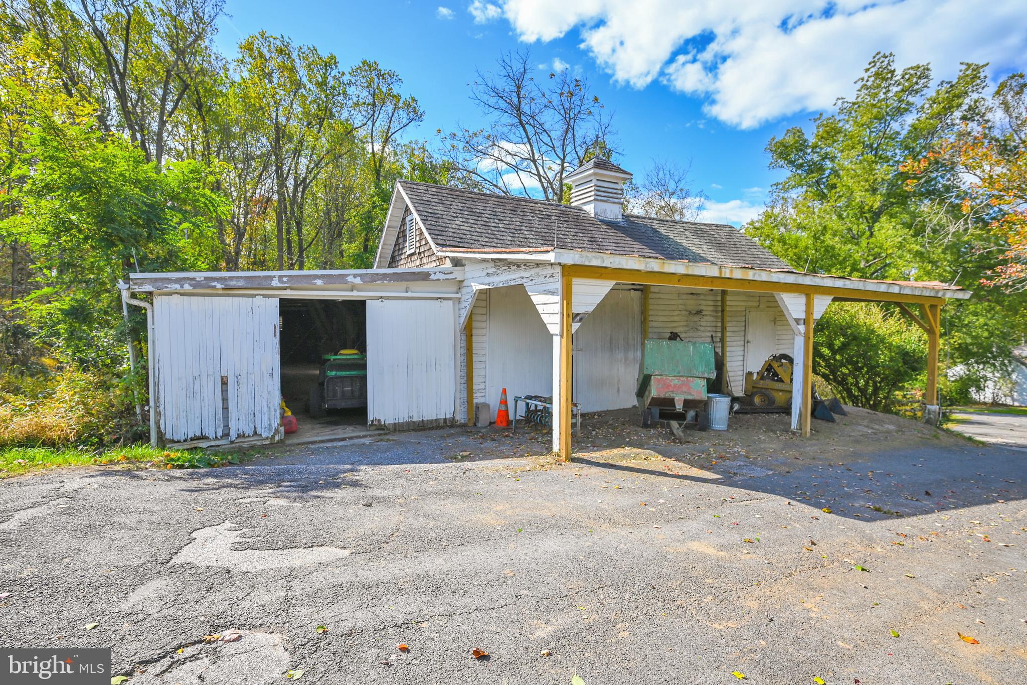 GLEN ARM - Residential