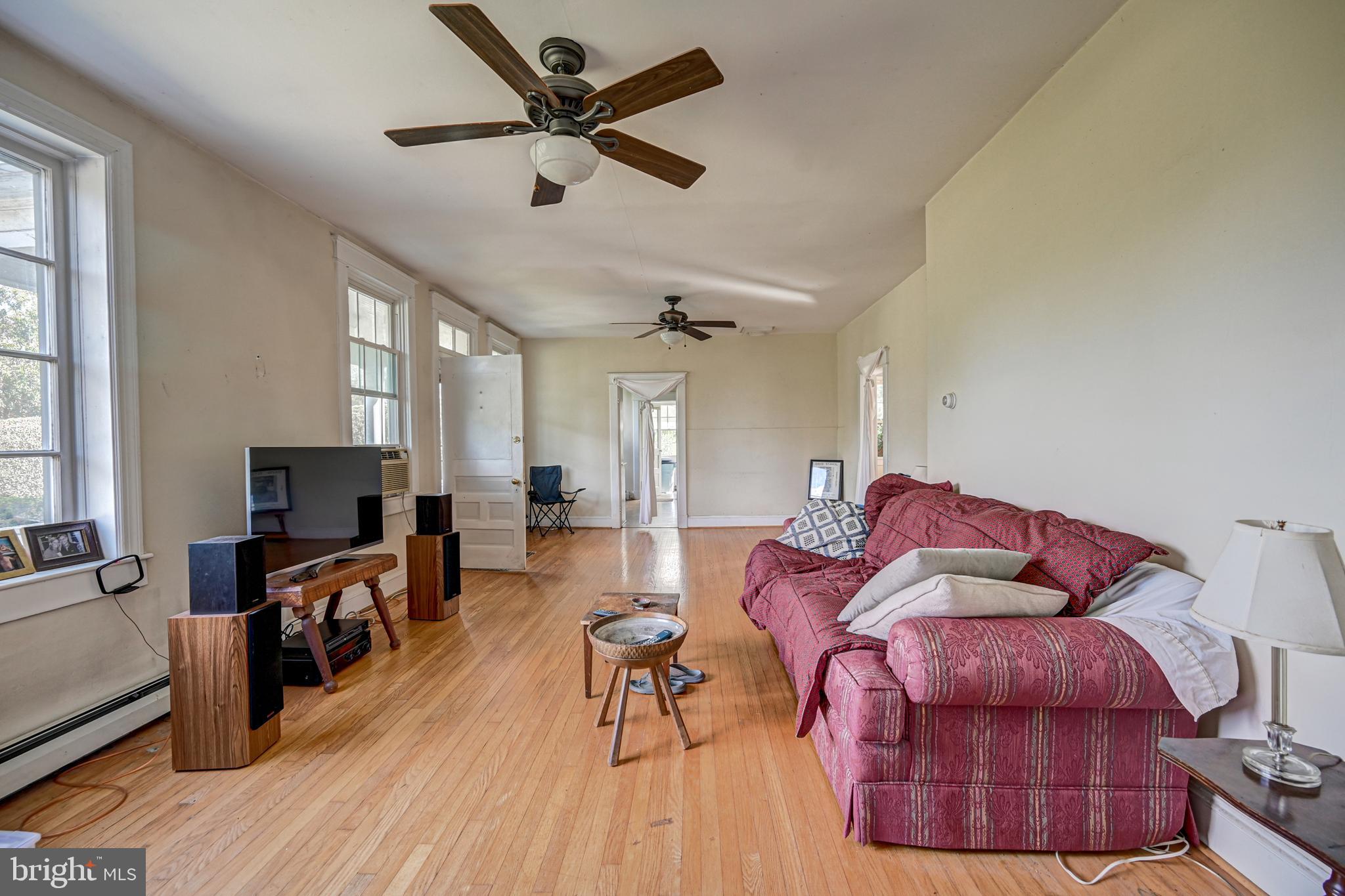 GLEN ARM - Residential