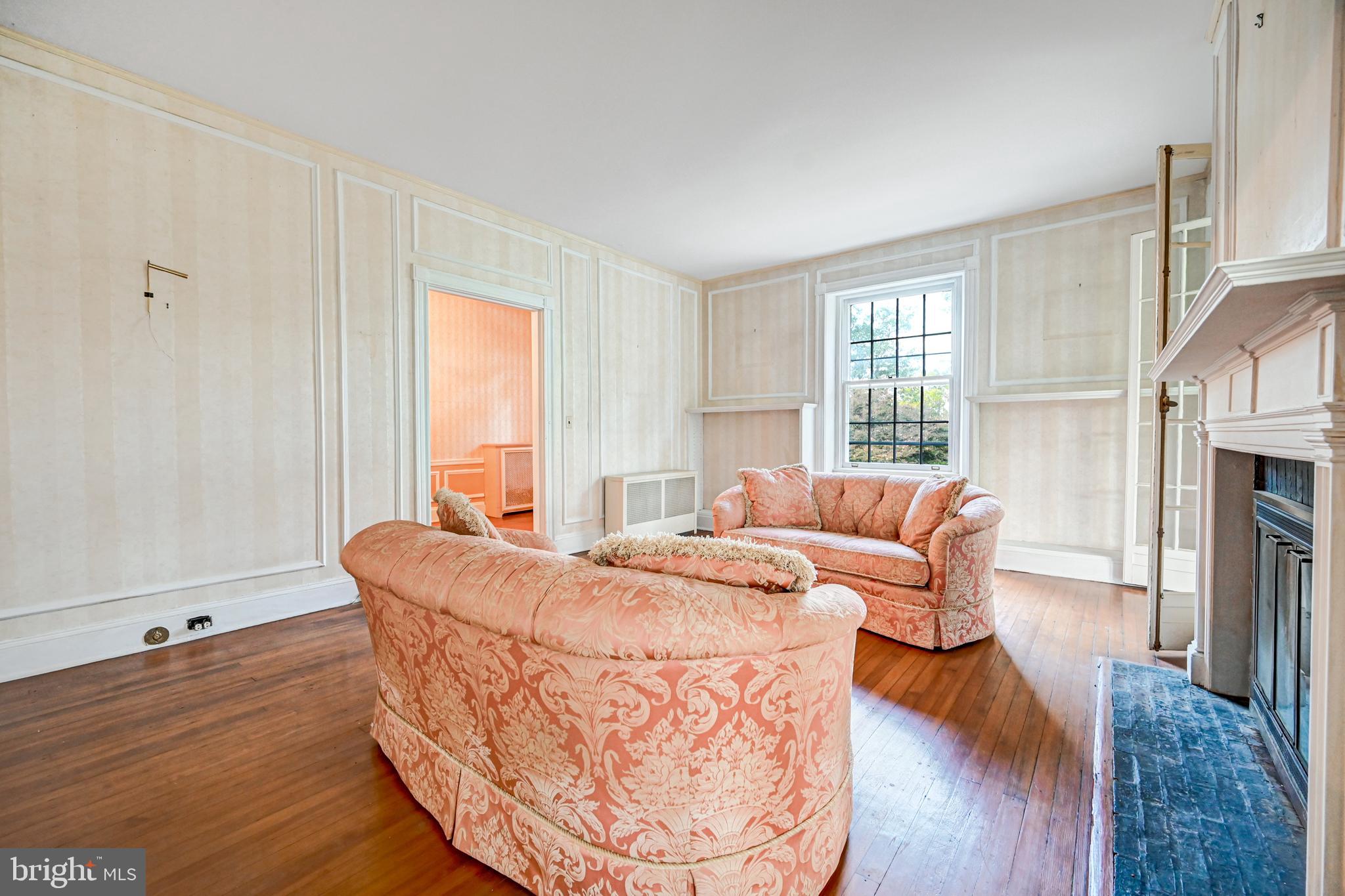 GLEN ARM - Residential