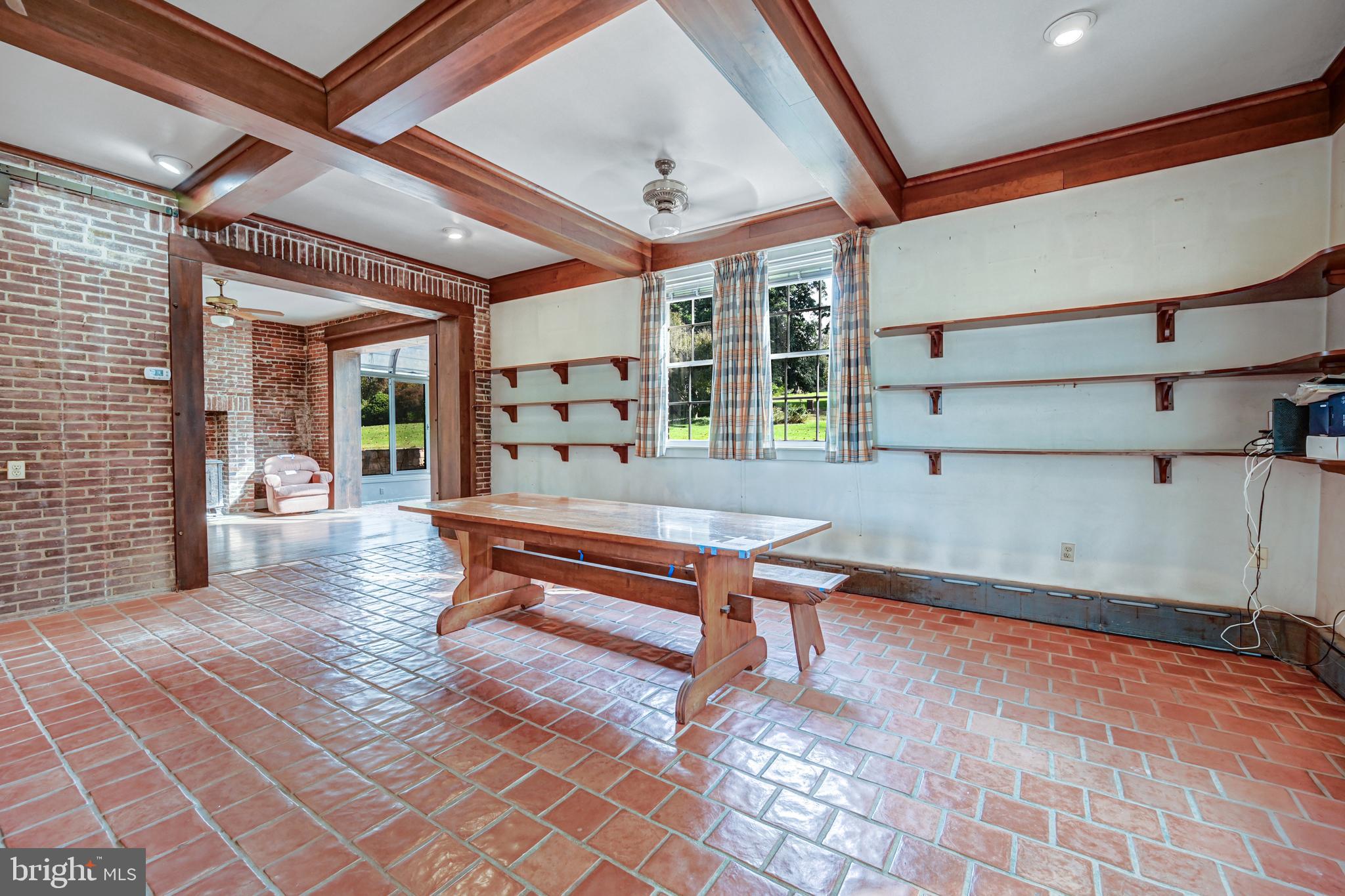 GLEN ARM - Residential