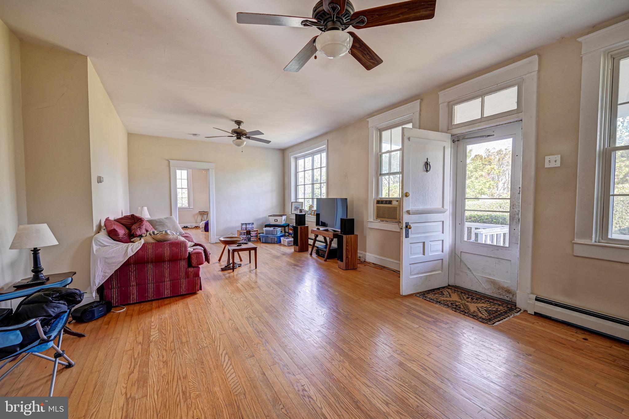 GLEN ARM - Residential