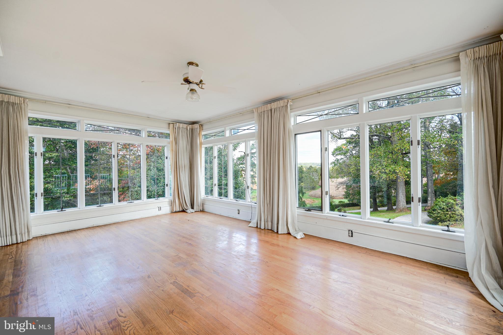 GLEN ARM - Residential