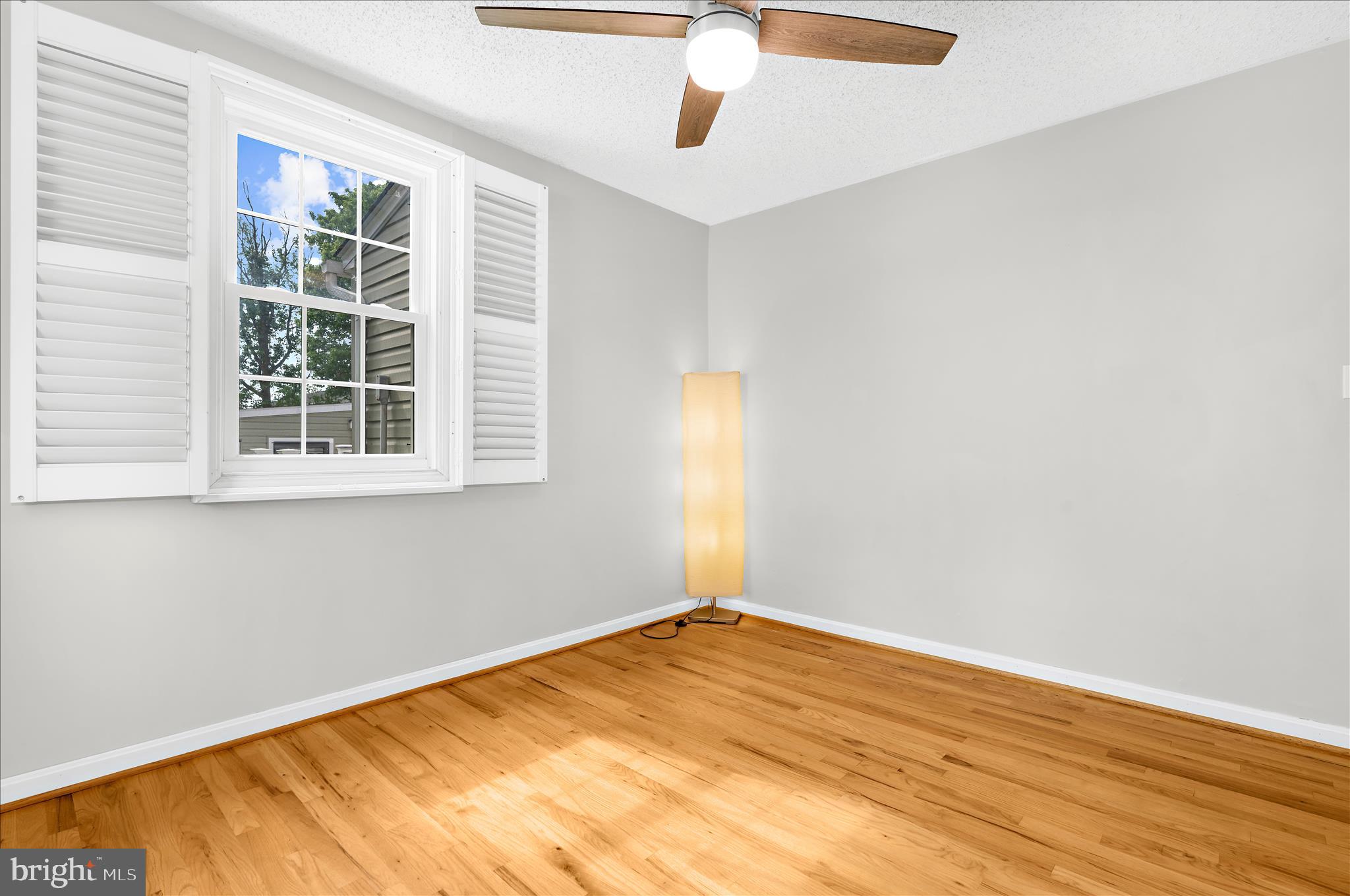 LYNCH POINT - Residential