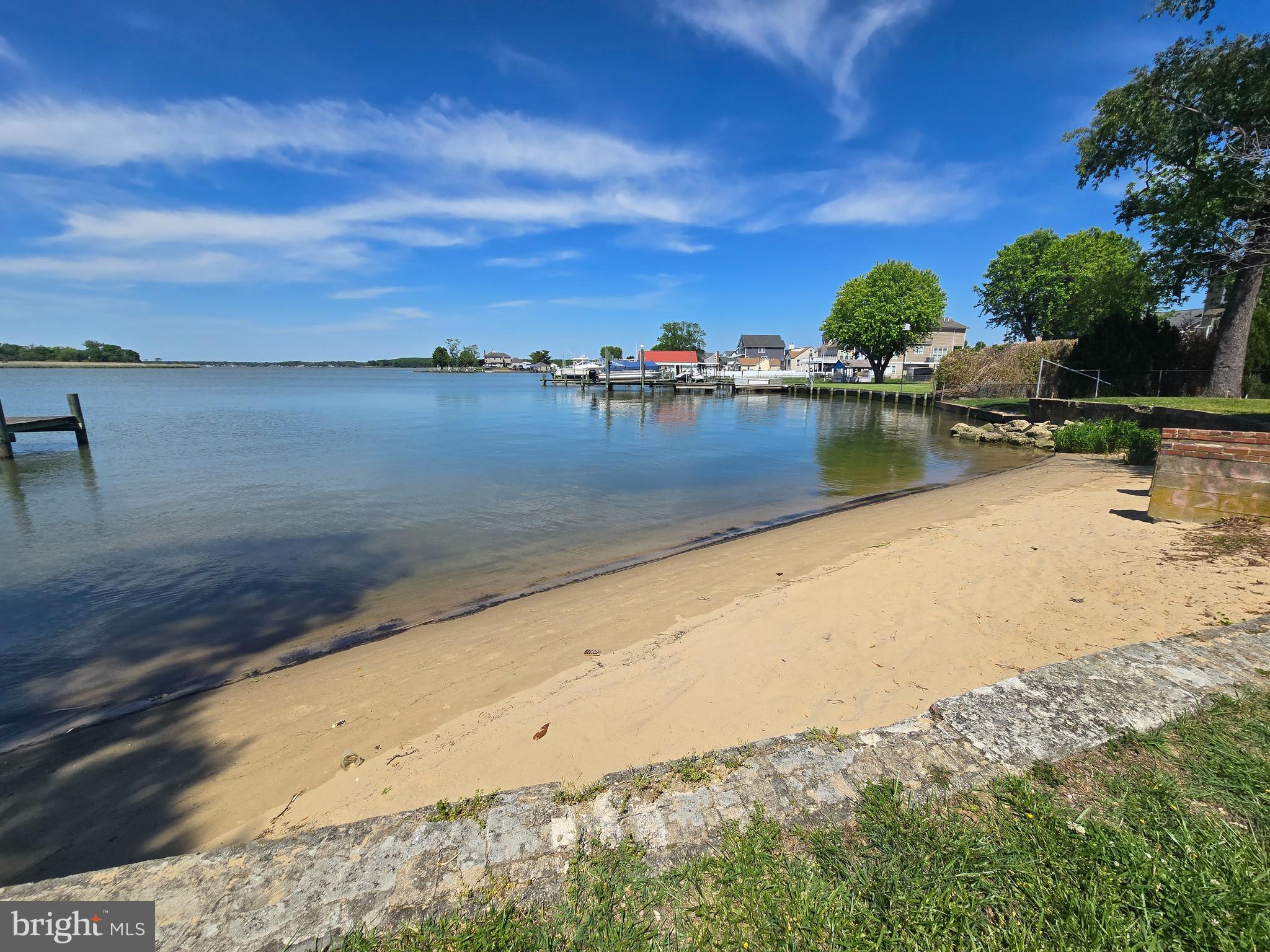 LYNCH POINT - Residential