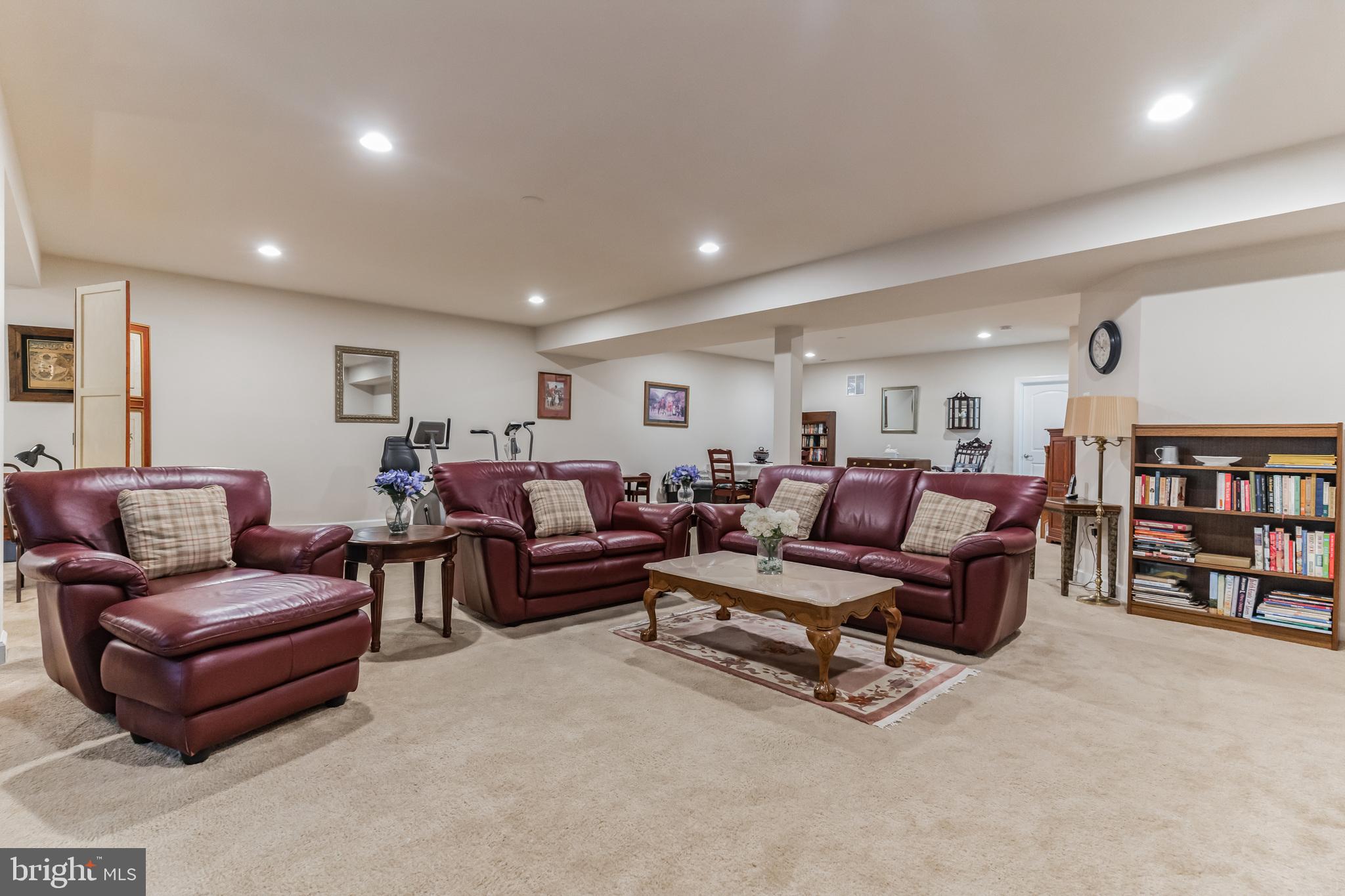 DEEP CREEK VILLAGE - Residential