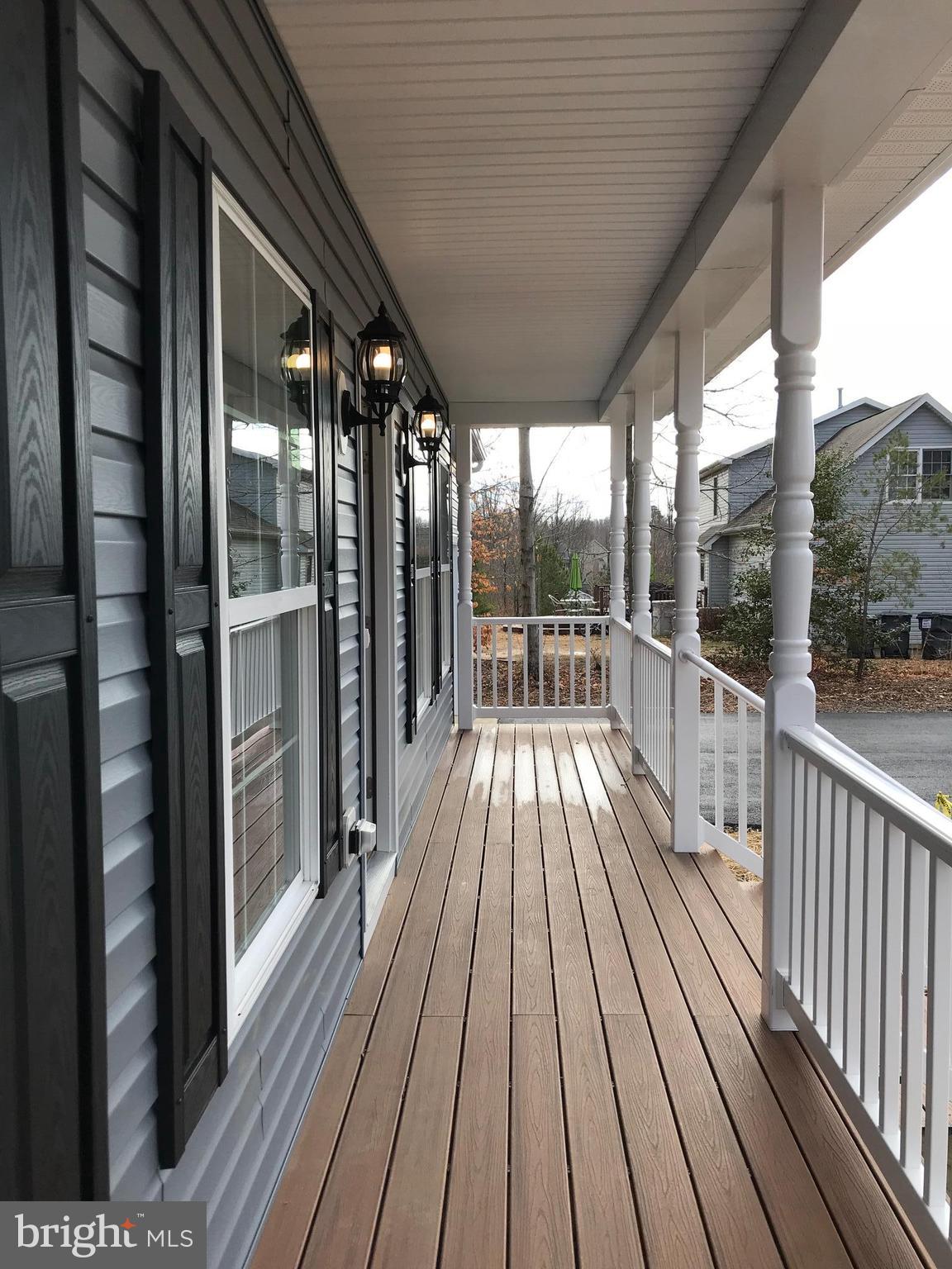 PRESIDENTIAL LAKES - Residential