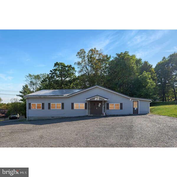 Photo 1 of 22 — 427 MORGANTOWN STREET, KINGWOOD, WV 26537