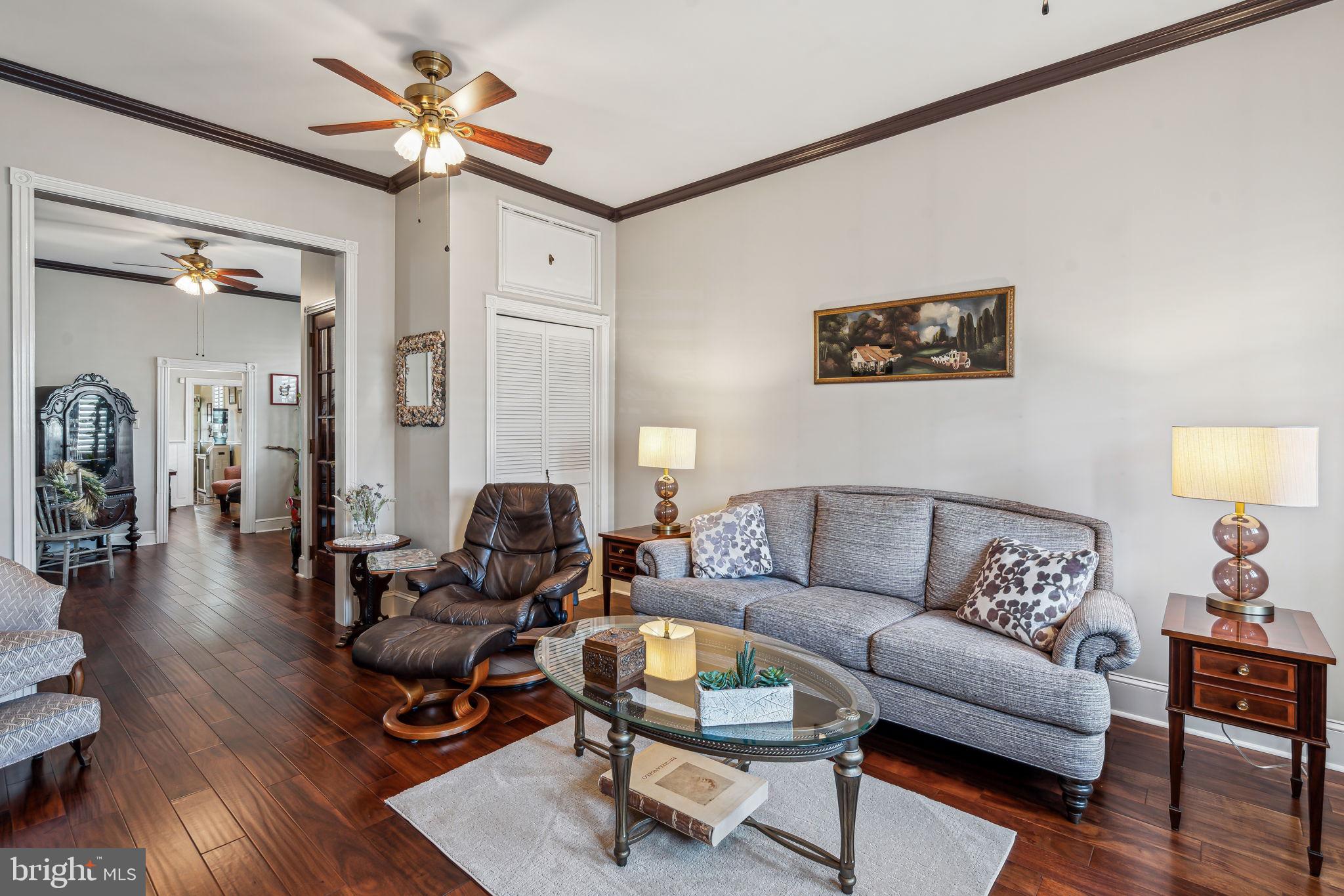 PORT RICHMOND - Residential