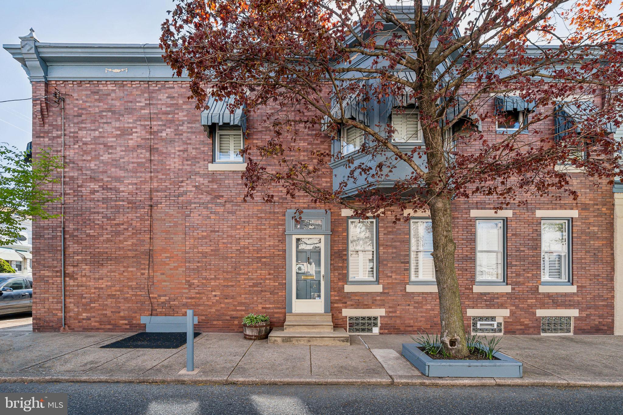 PORT RICHMOND - Residential