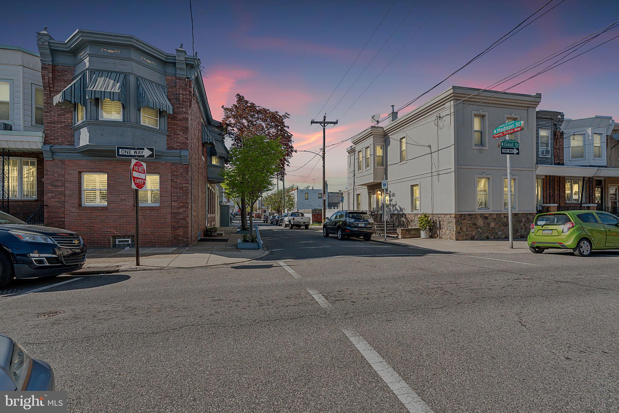 PORT RICHMOND - Residential