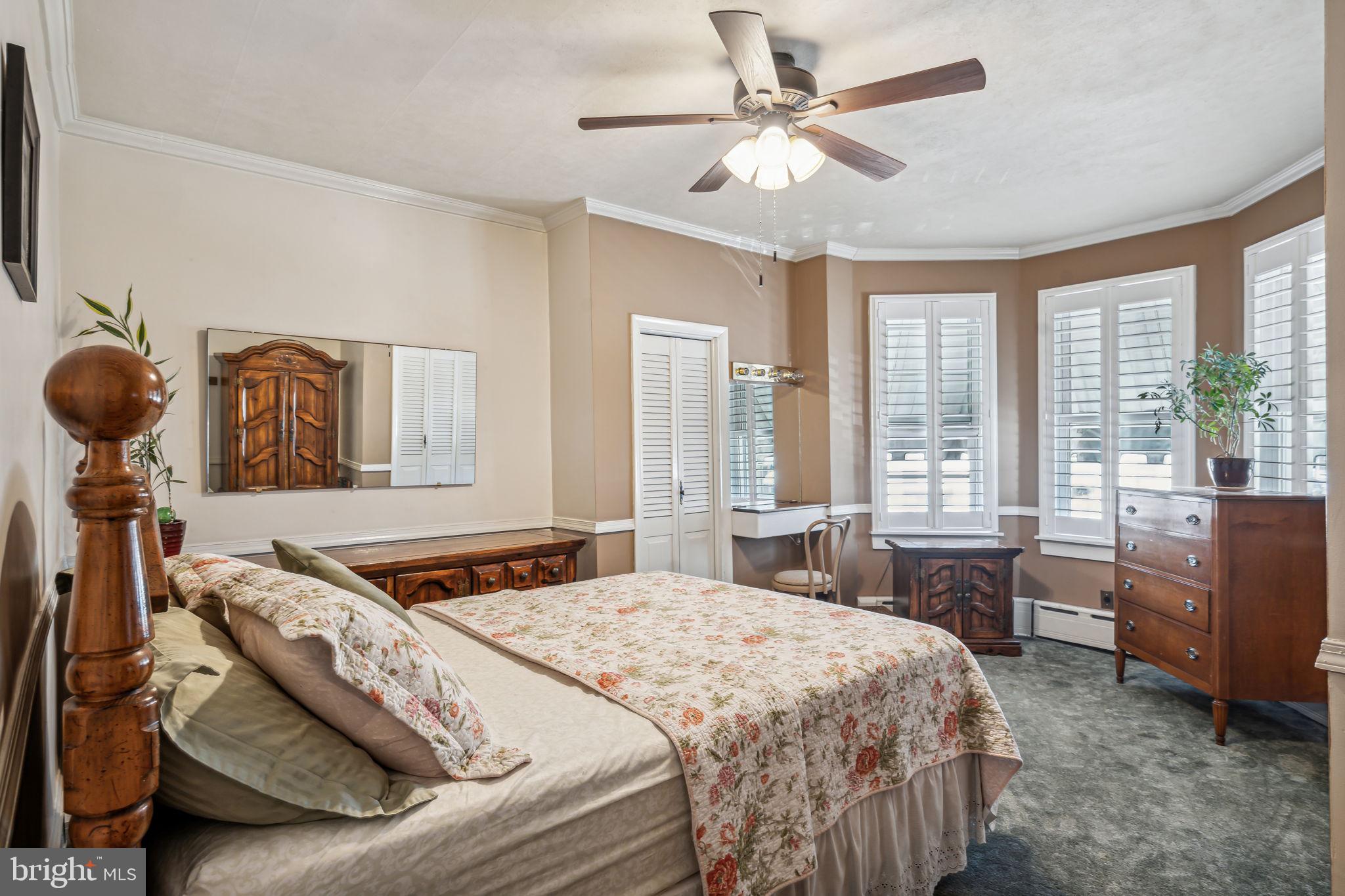 PORT RICHMOND - Residential