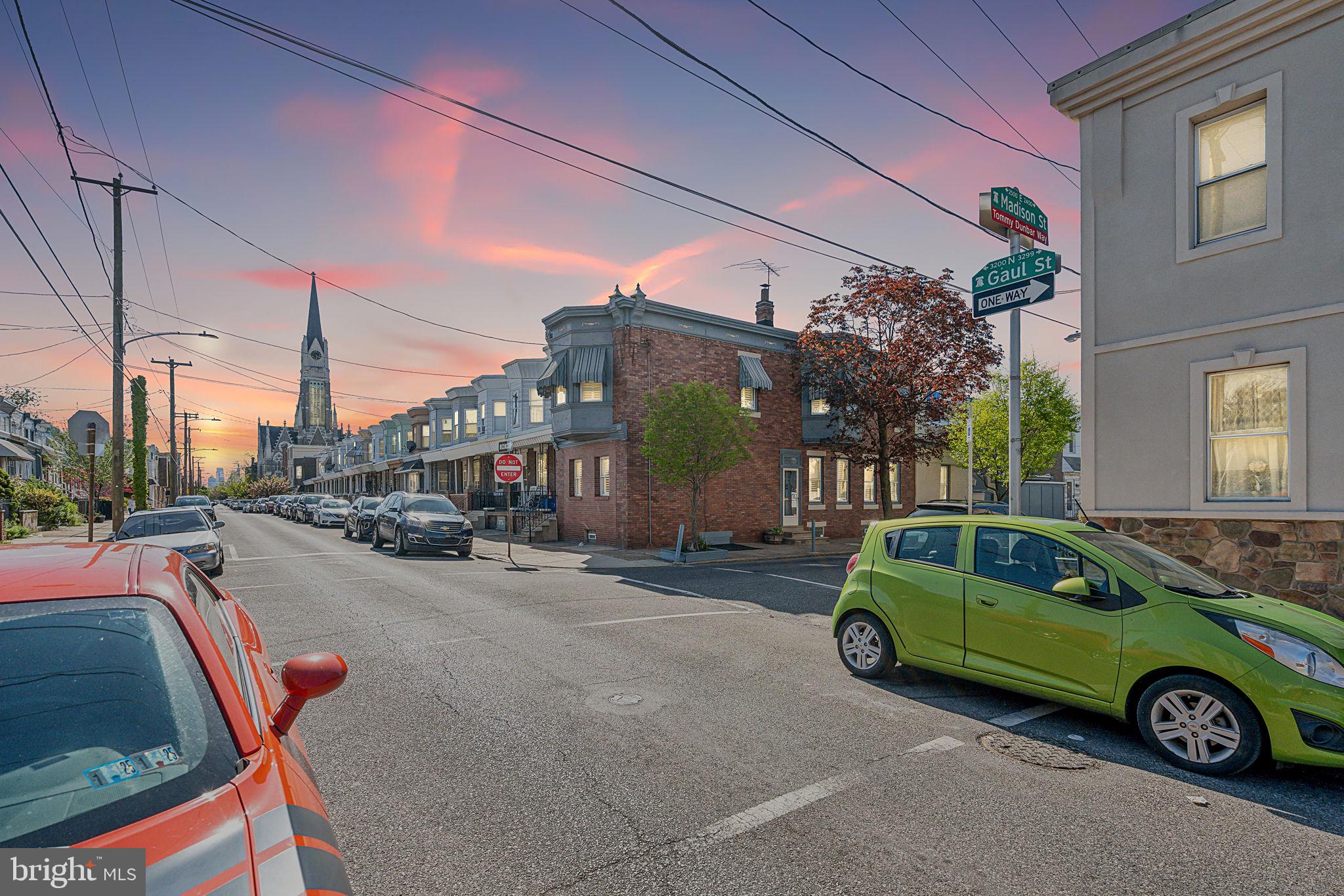 PORT RICHMOND - Residential