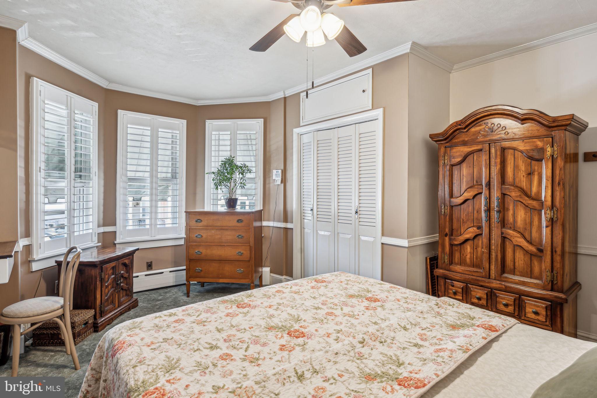 PORT RICHMOND - Residential