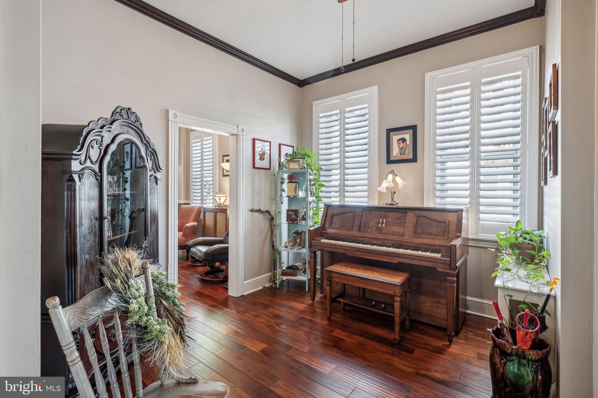 PORT RICHMOND - Residential