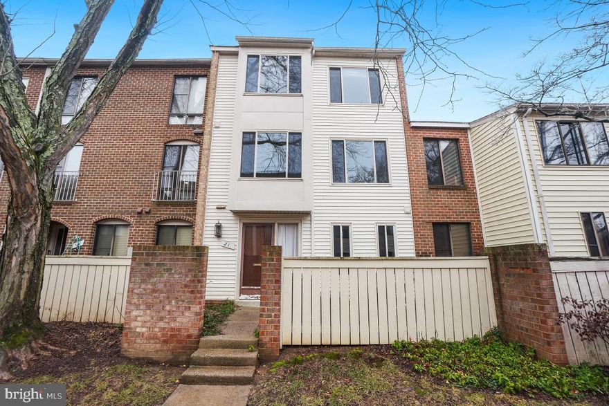 ALL OFFFERS (  (GCAAR  CONTRACT & ADDENDA)   BY 5 PM, THURSDAY, MARCH 13. Are your clients looking for a property to make their own? This estate townhouse is a rare opportunity for home ownership at a reasonable price. Located in the Thomas Choice community of Montgomery Village close to schools, shopping and I-270, this 3-level home features 3 bedrooms and 2 baths. Update, personalize, remodel or renovate, the options are limitless.