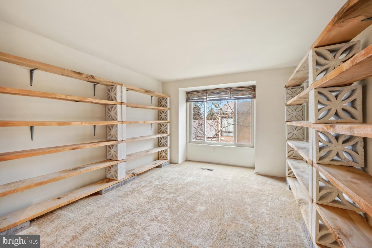 THOMAS CHOICE - Residential