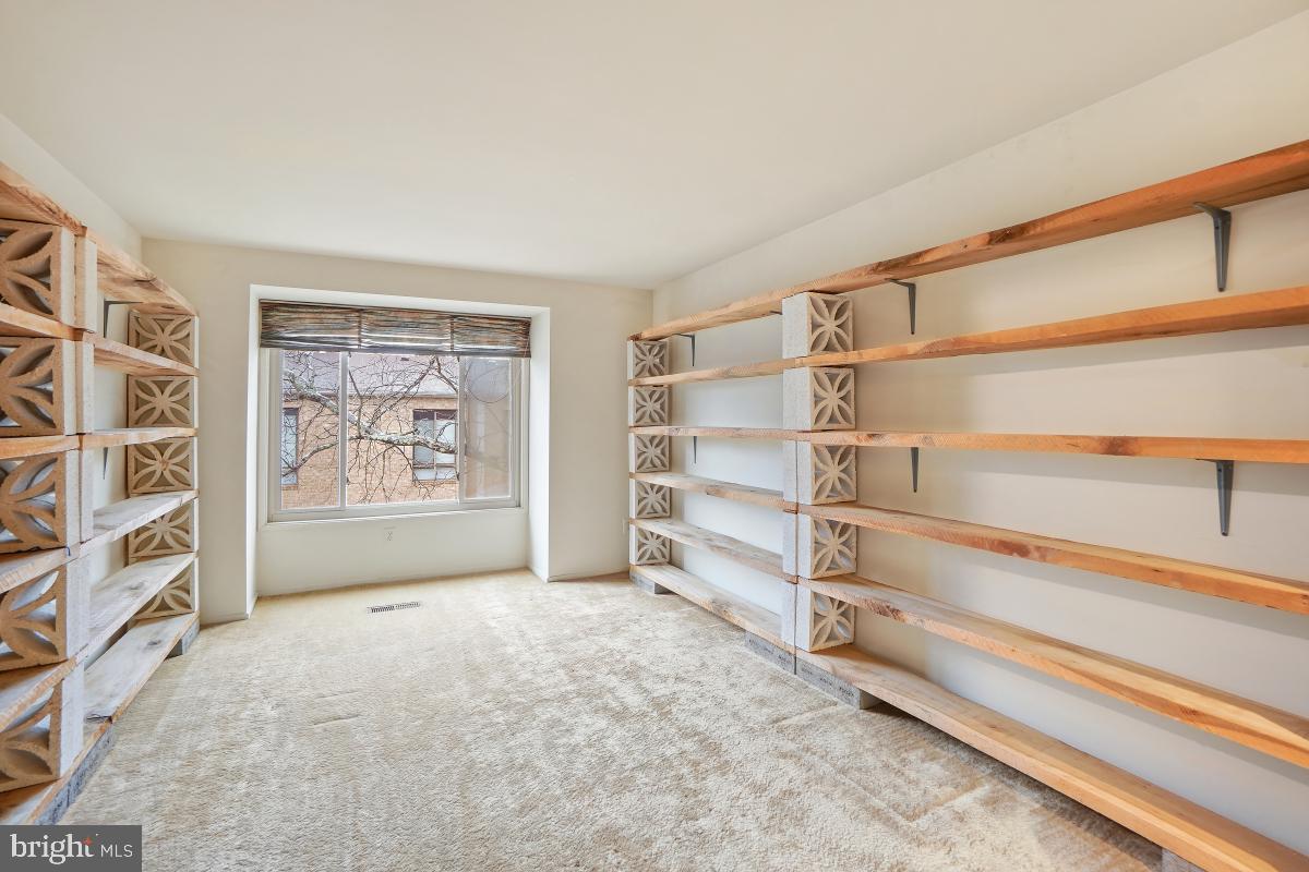 THOMAS CHOICE - Residential