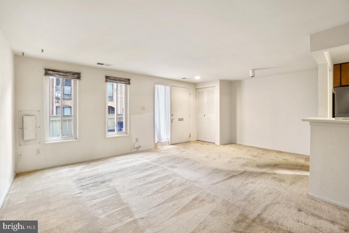 THOMAS CHOICE - Residential