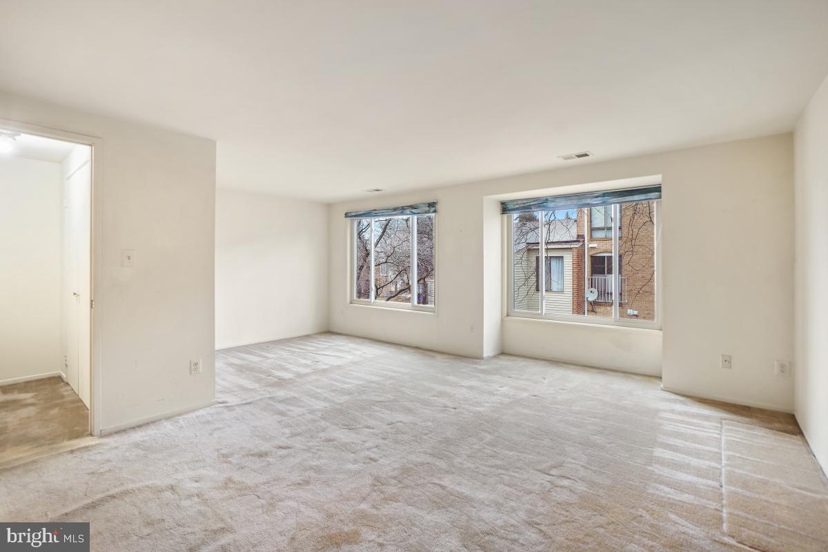 THOMAS CHOICE - Residential