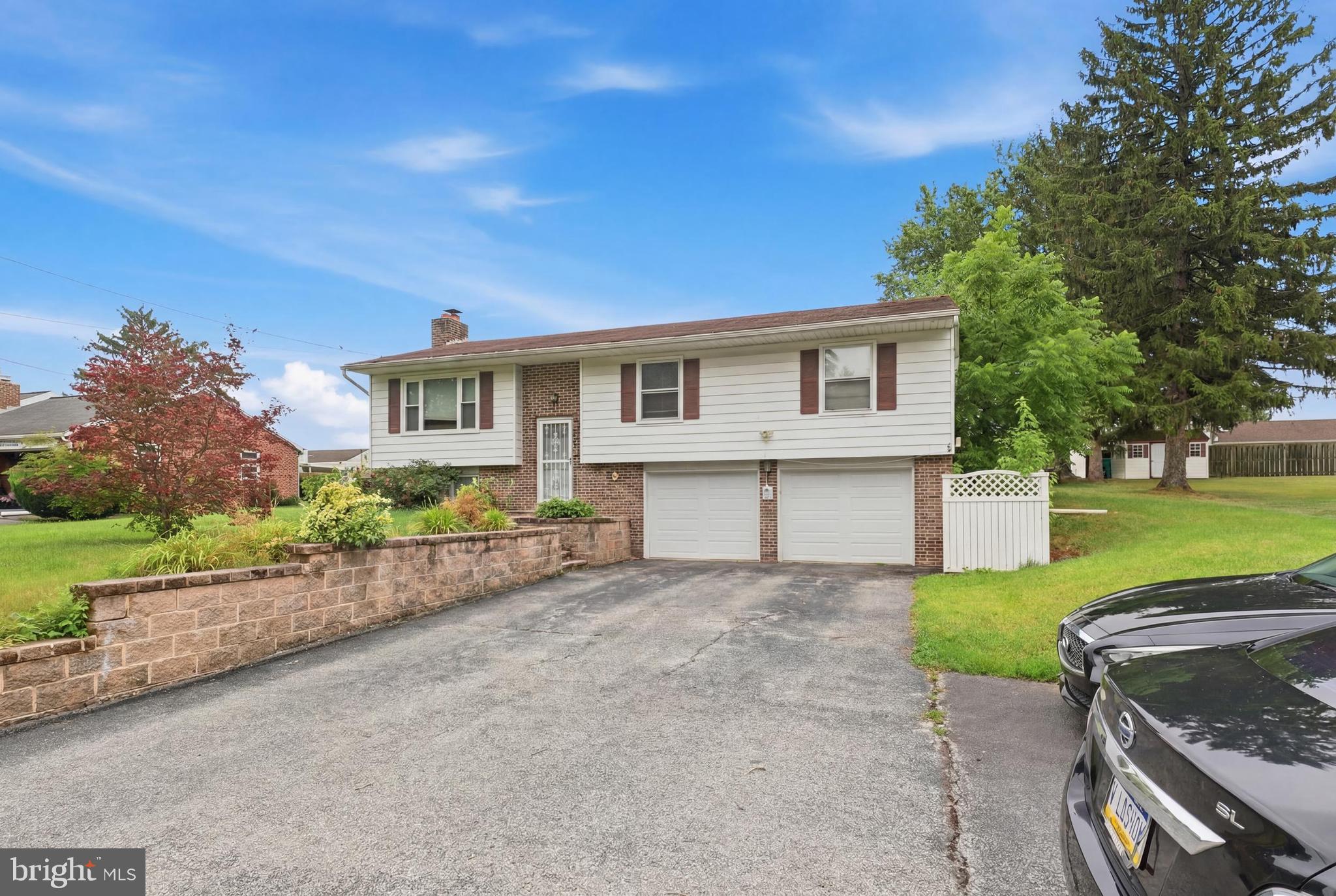 2708 SUNSET LANE