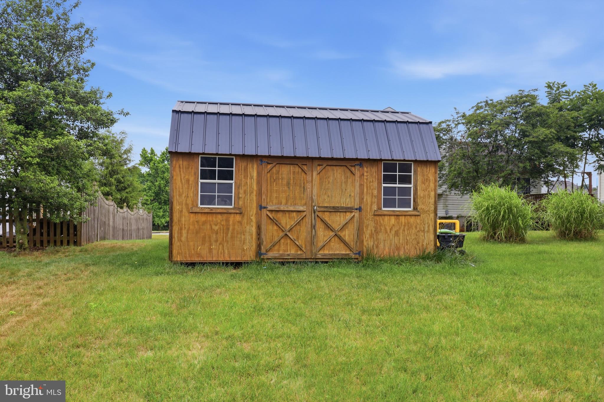 2708 SUNSET LANE