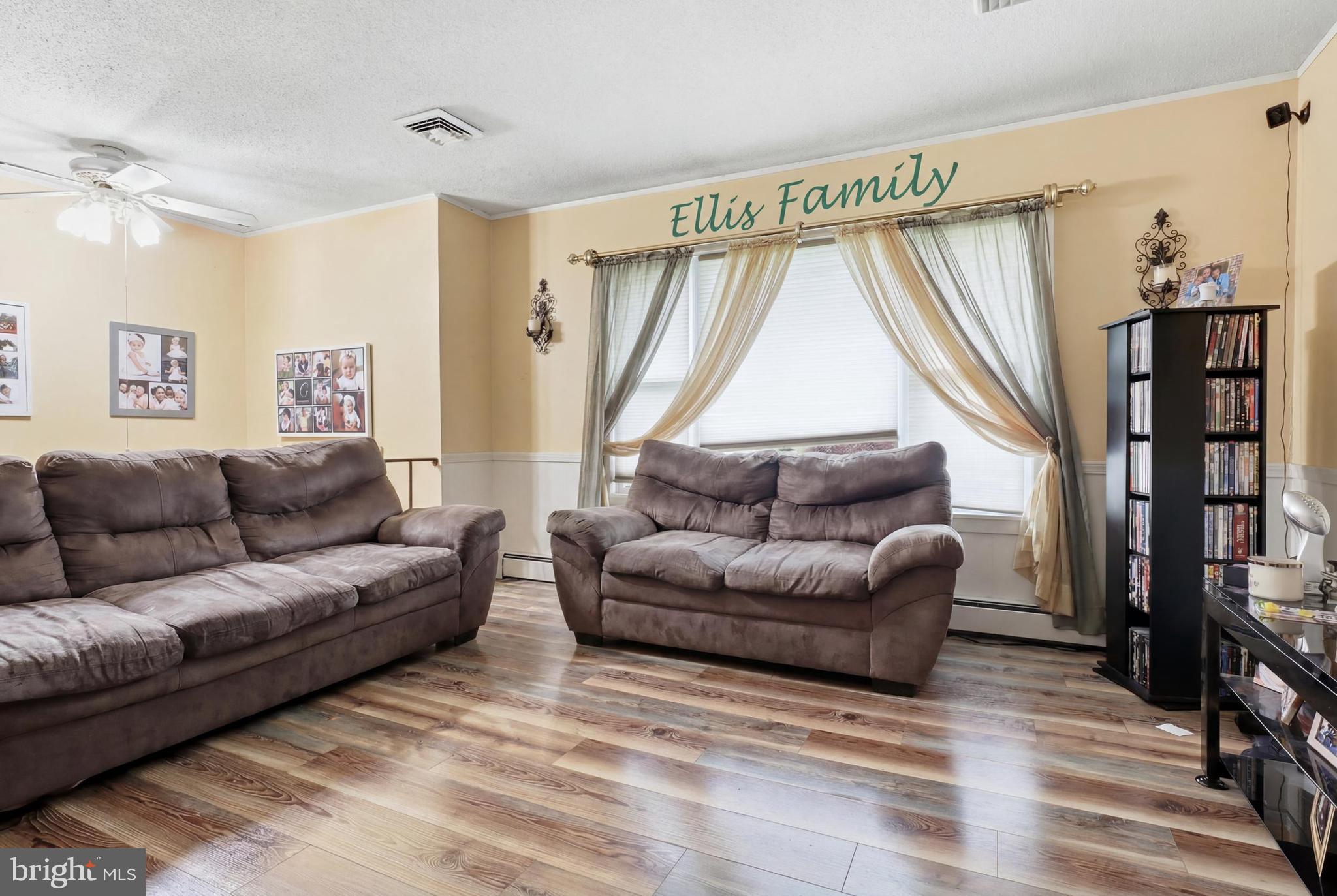 2708 SUNSET LANE