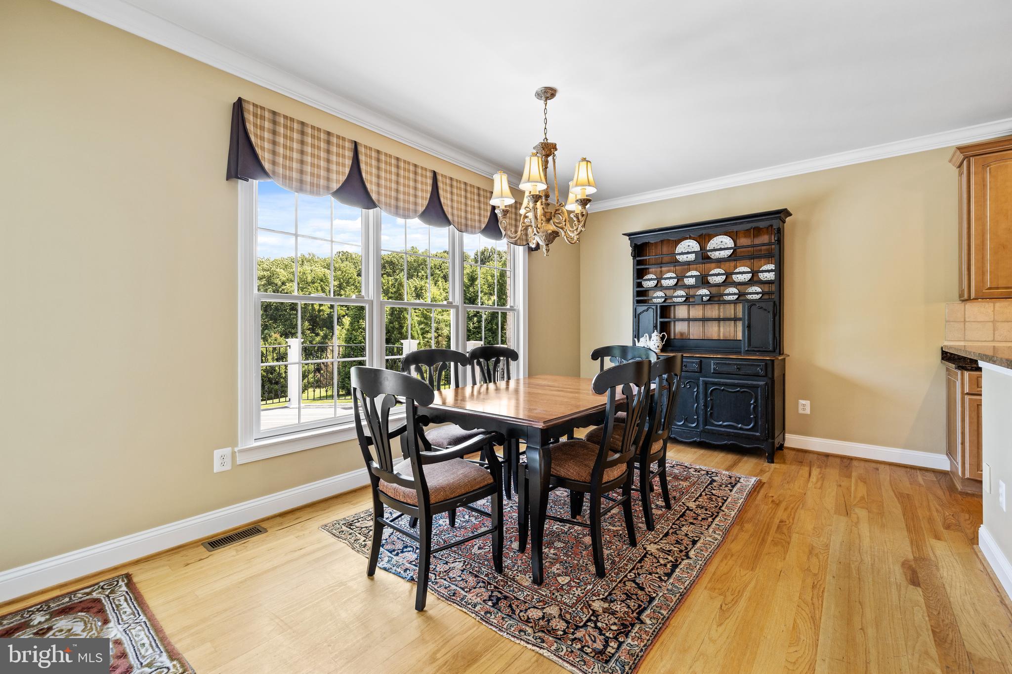 FALLSBOURNE - Residential