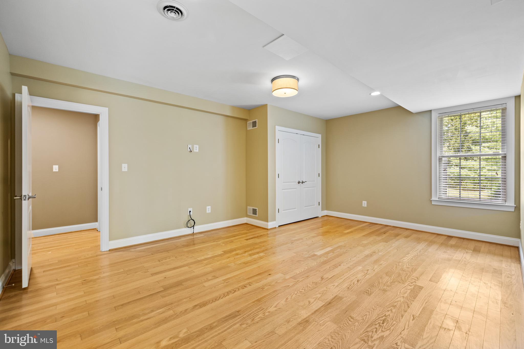 FALLSBOURNE - Residential