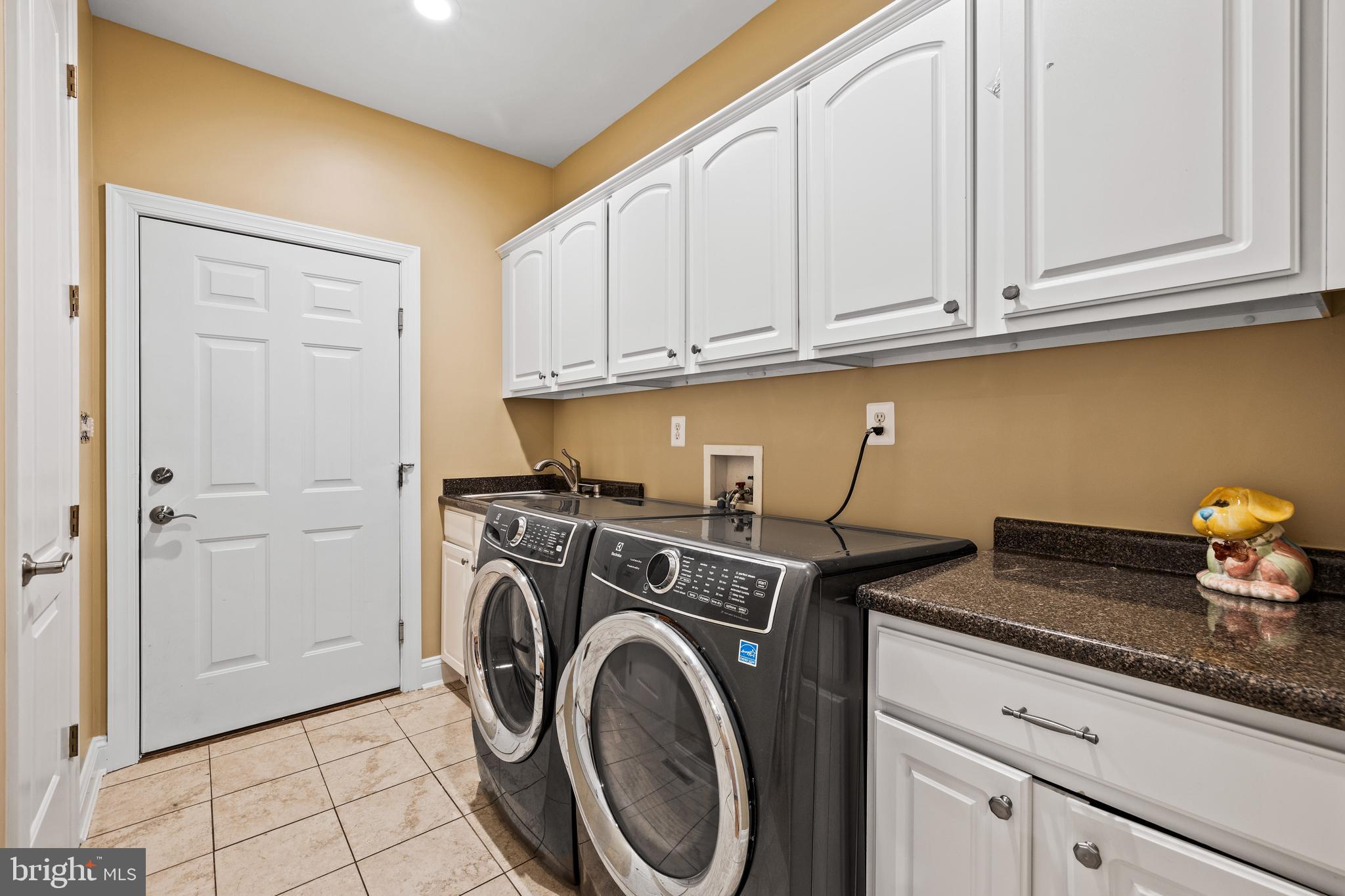 FALLSBOURNE - Residential