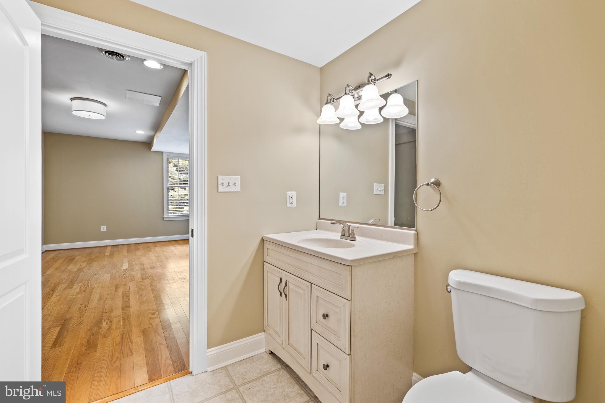 FALLSBOURNE - Residential