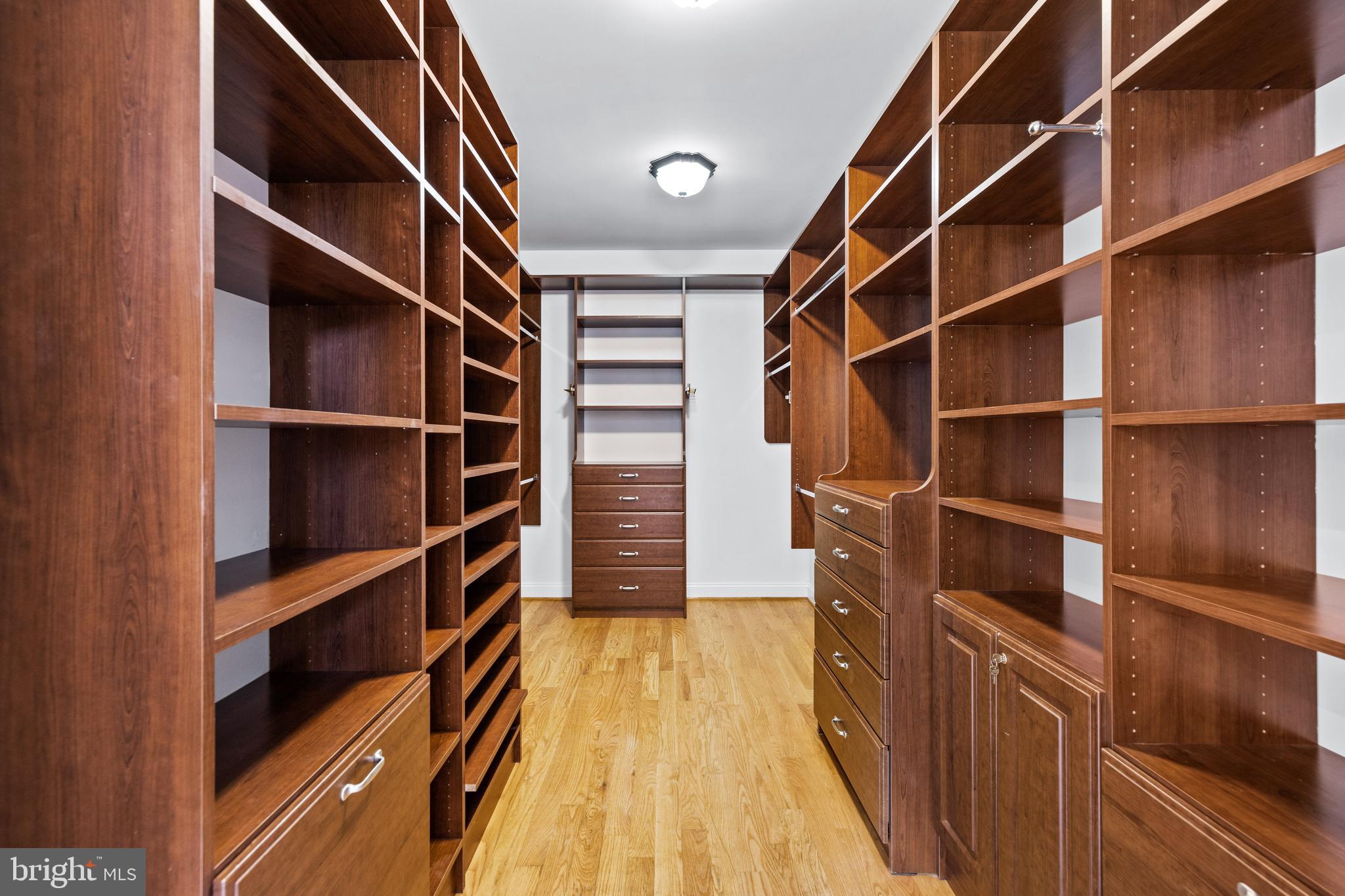 FALLSBOURNE - Residential