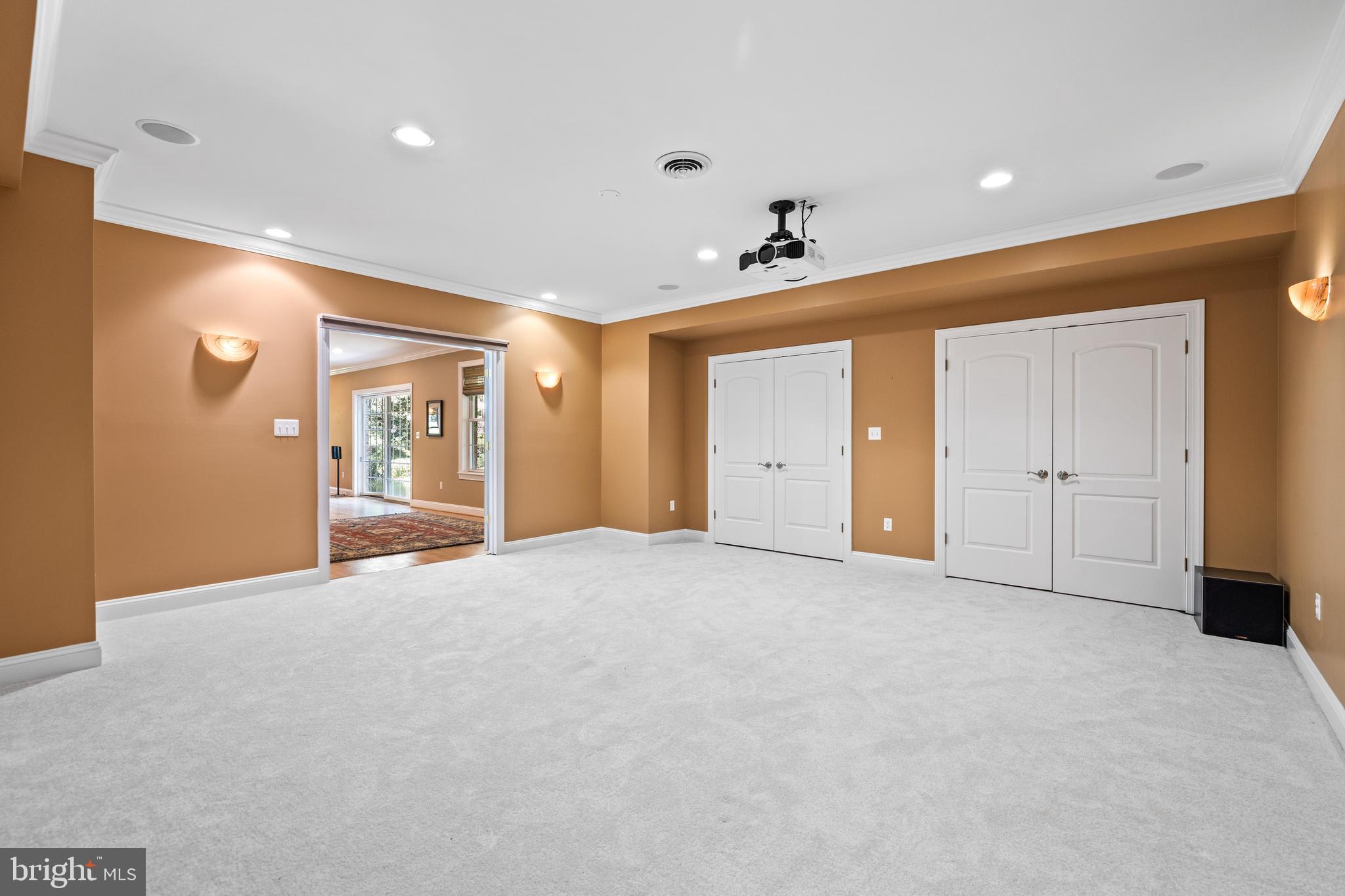 FALLSBOURNE - Residential