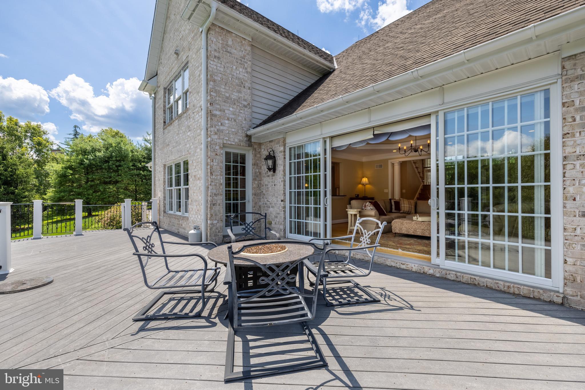 FALLSBOURNE - Residential