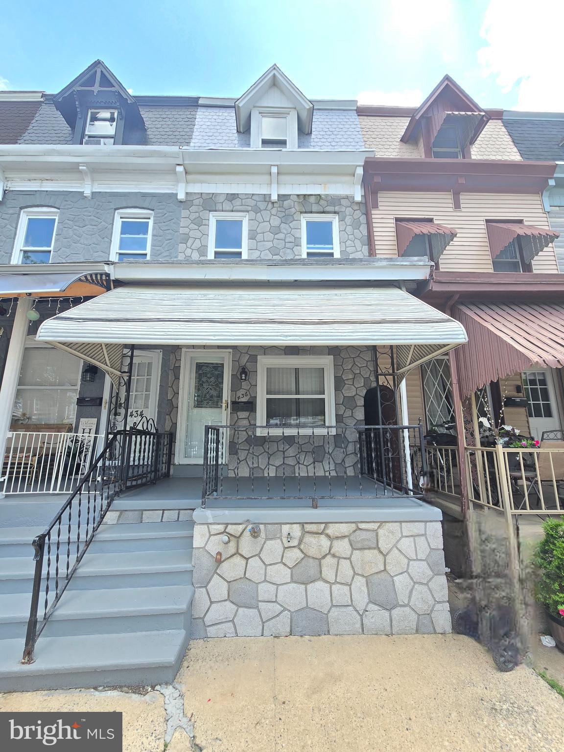 436 W GREENWICH STREET