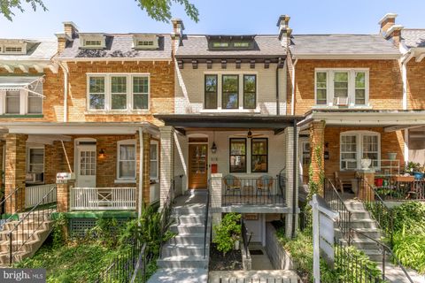 518 23RD PLACE NE WASHINGTON DC 20002