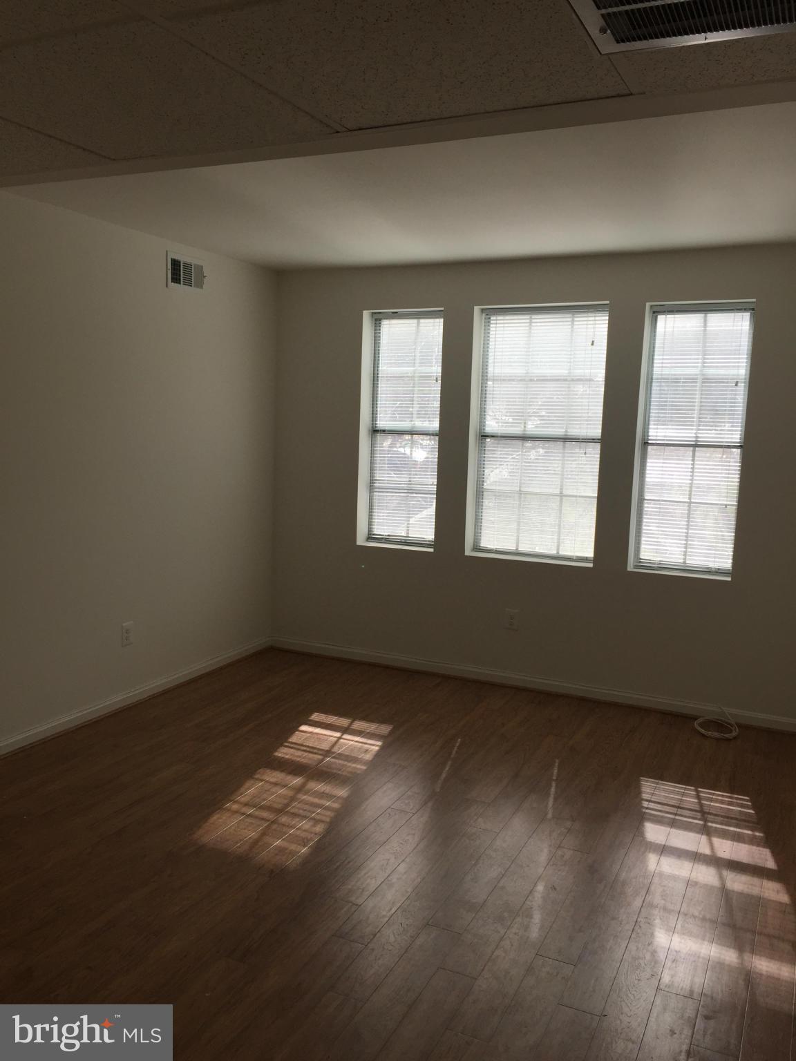 COLONIAL VILLAGE - Residential Lease