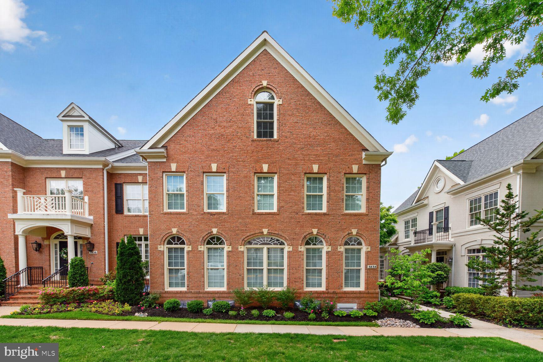 3834 FARRCROFT DRIVE