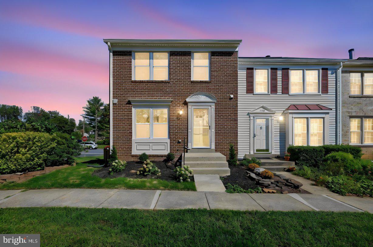5551 CABAT LAKE COURT