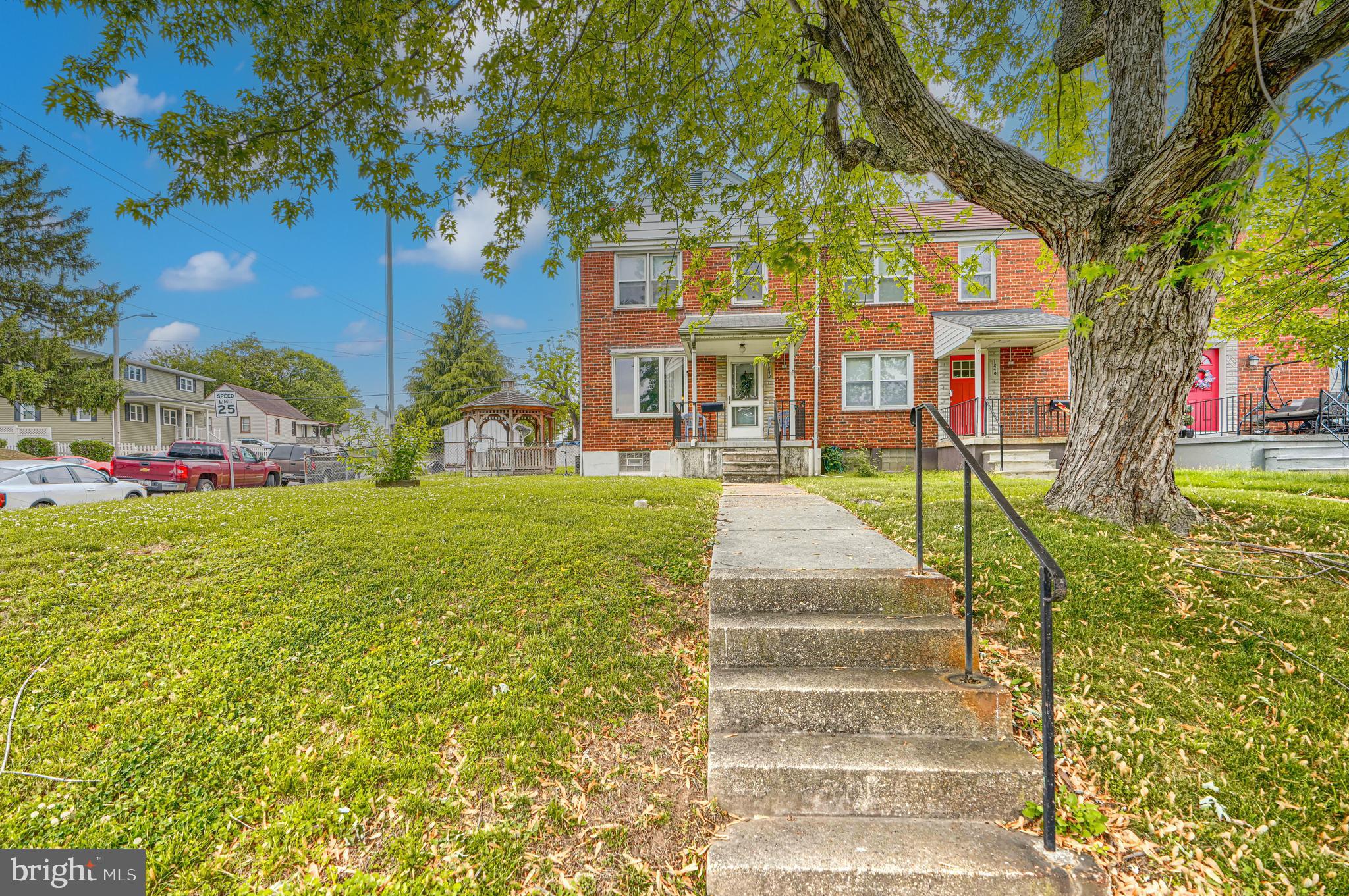 EASTFIELD - Residential