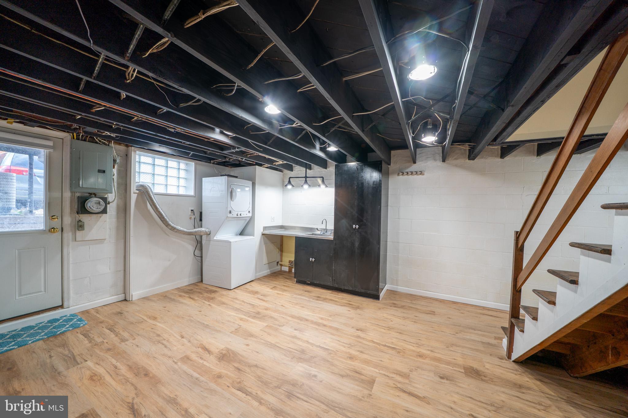 MAIDEN CHOICE VILLAGE - Residential Lease