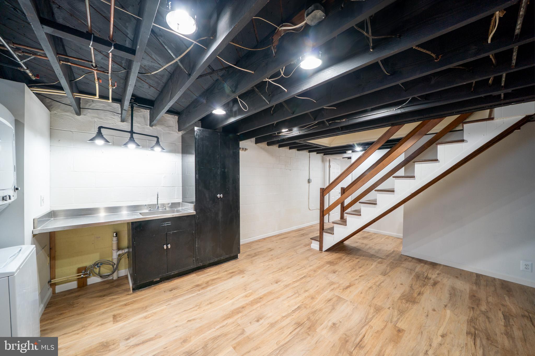 MAIDEN CHOICE VILLAGE - Residential Lease