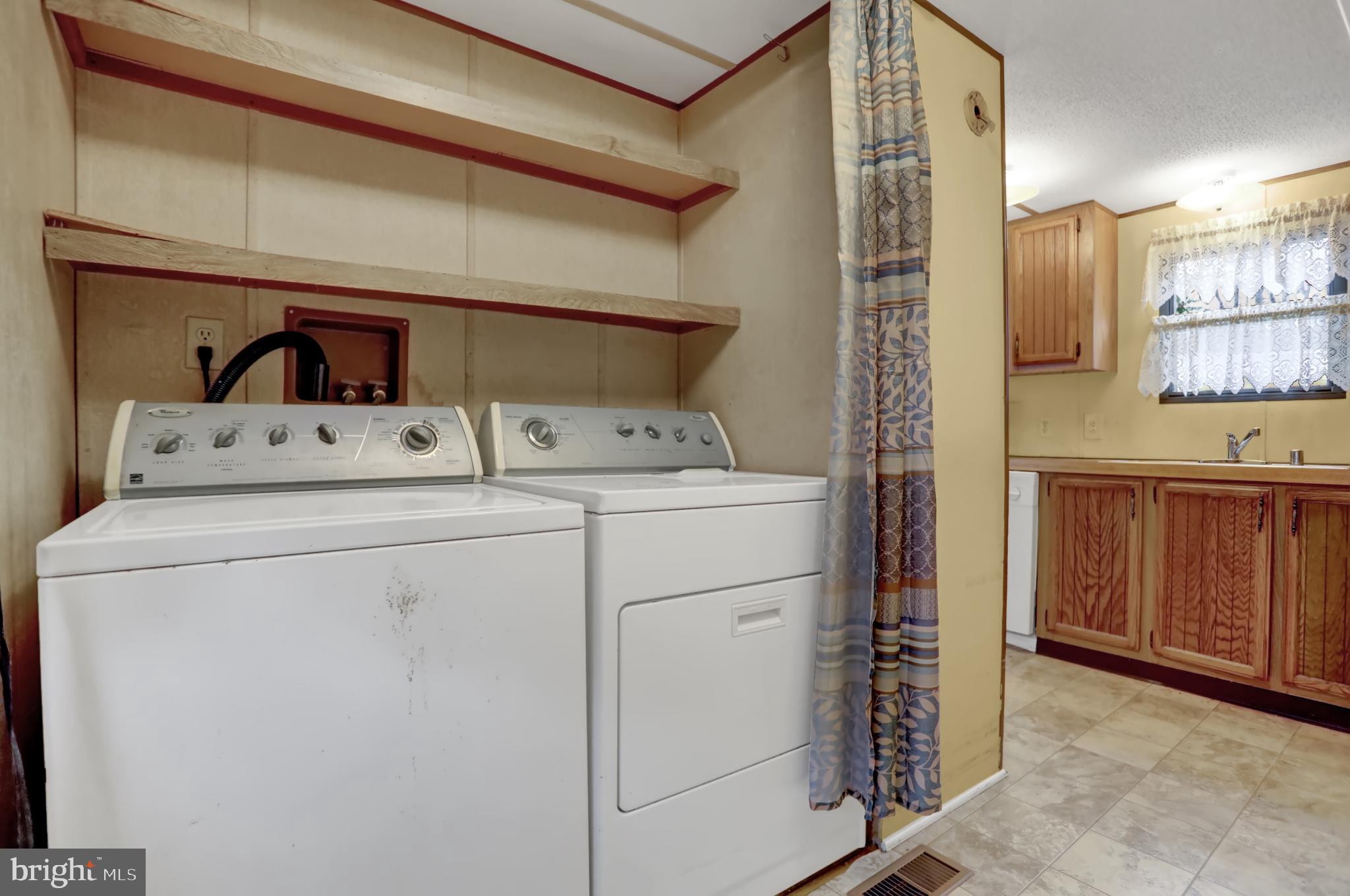 HARFORD MOBILE VILLAGE - Residential