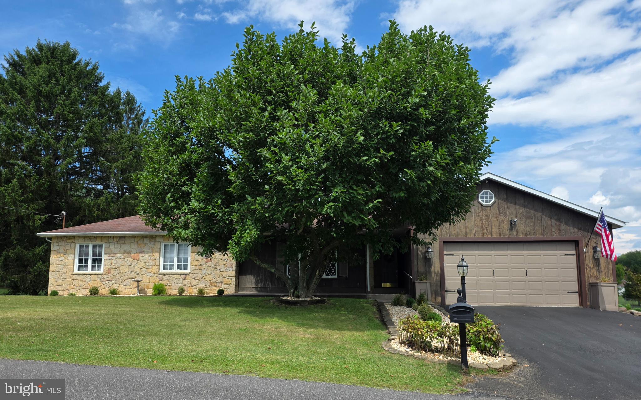 12307 HENRY DRIVE SW