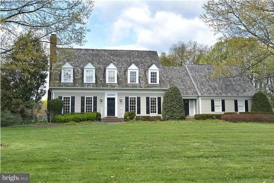 Picture Yourself in this Belvedere beauty built by Gosnell enjoying the family room, home office, living room!  You deserve this surprisingly large Williamsburg Cape Cod on English park-like 2.8 Acre lot, Renovated by current owner Granite Chef's Kitchen w/ Viking SS appliances, Luxurious Master Suite w/FP & Limestone Spa Bath, Updated Baths,4 FP's, finished w/o Bsmt, prewire/panel for generator,