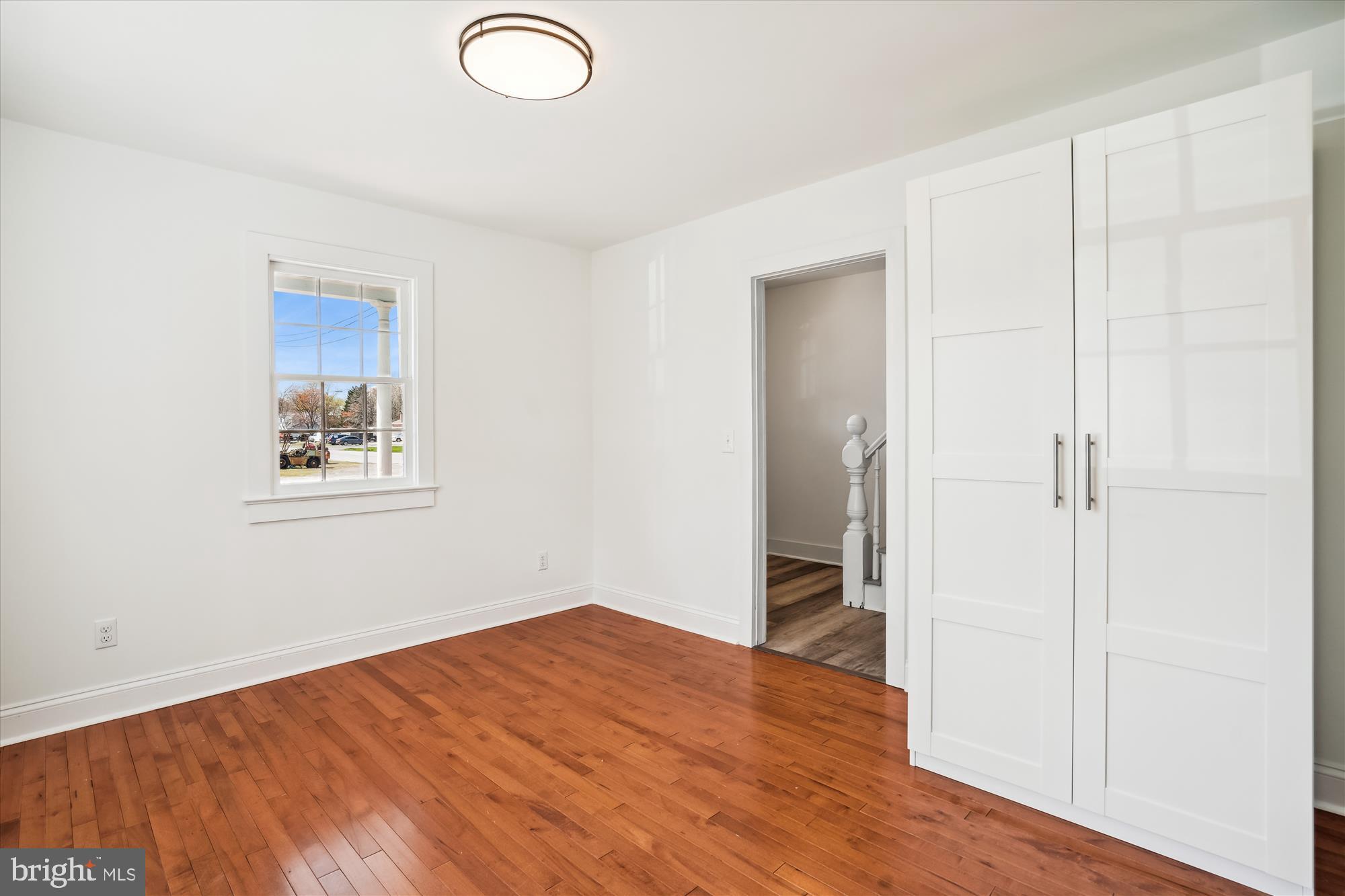 EASTON - Residential Lease