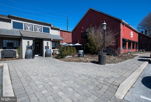 1220 OLD LANCASTER PIKE HOCKESSIN DE 19707