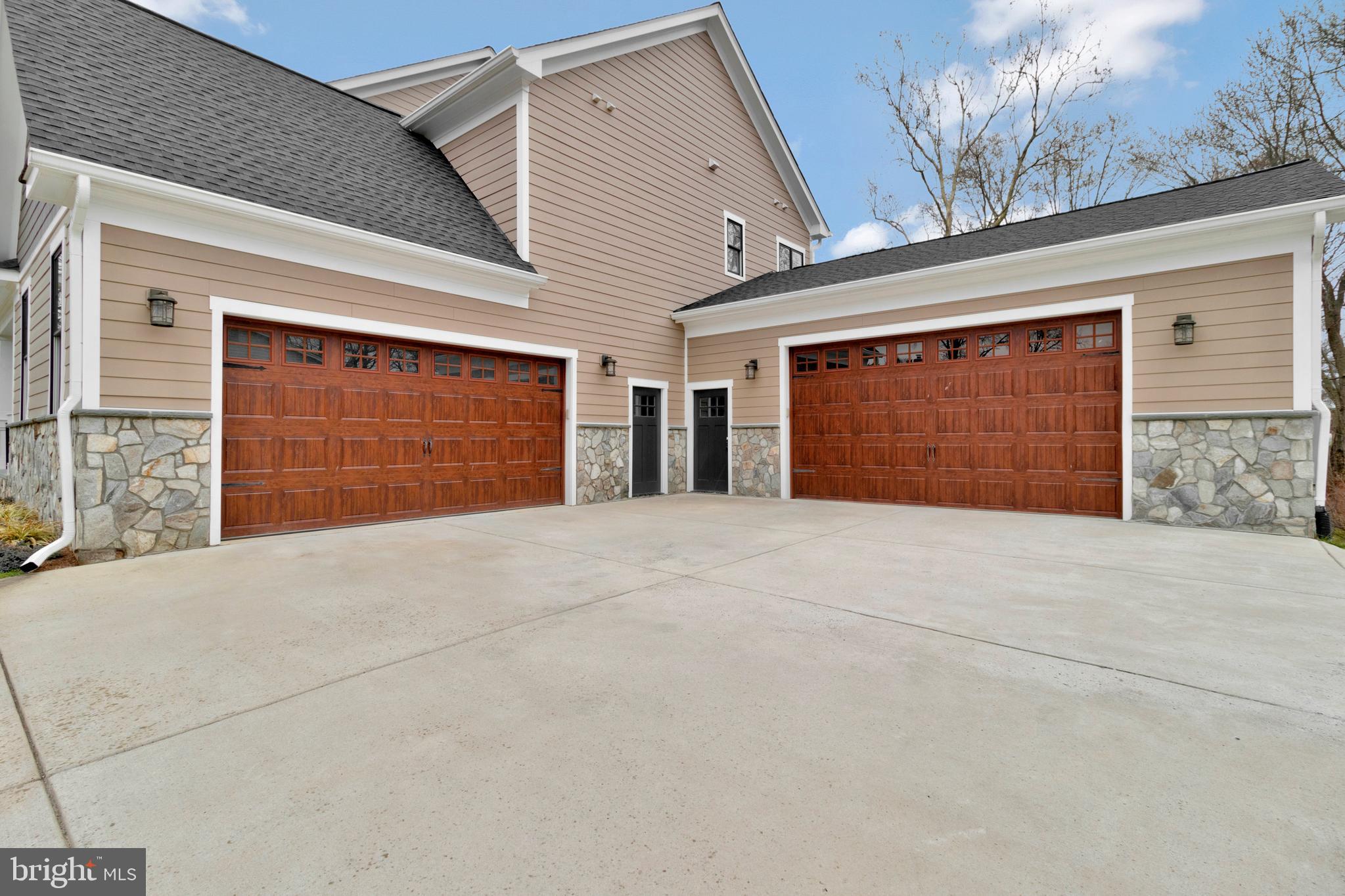 VILLA LORING - Residential